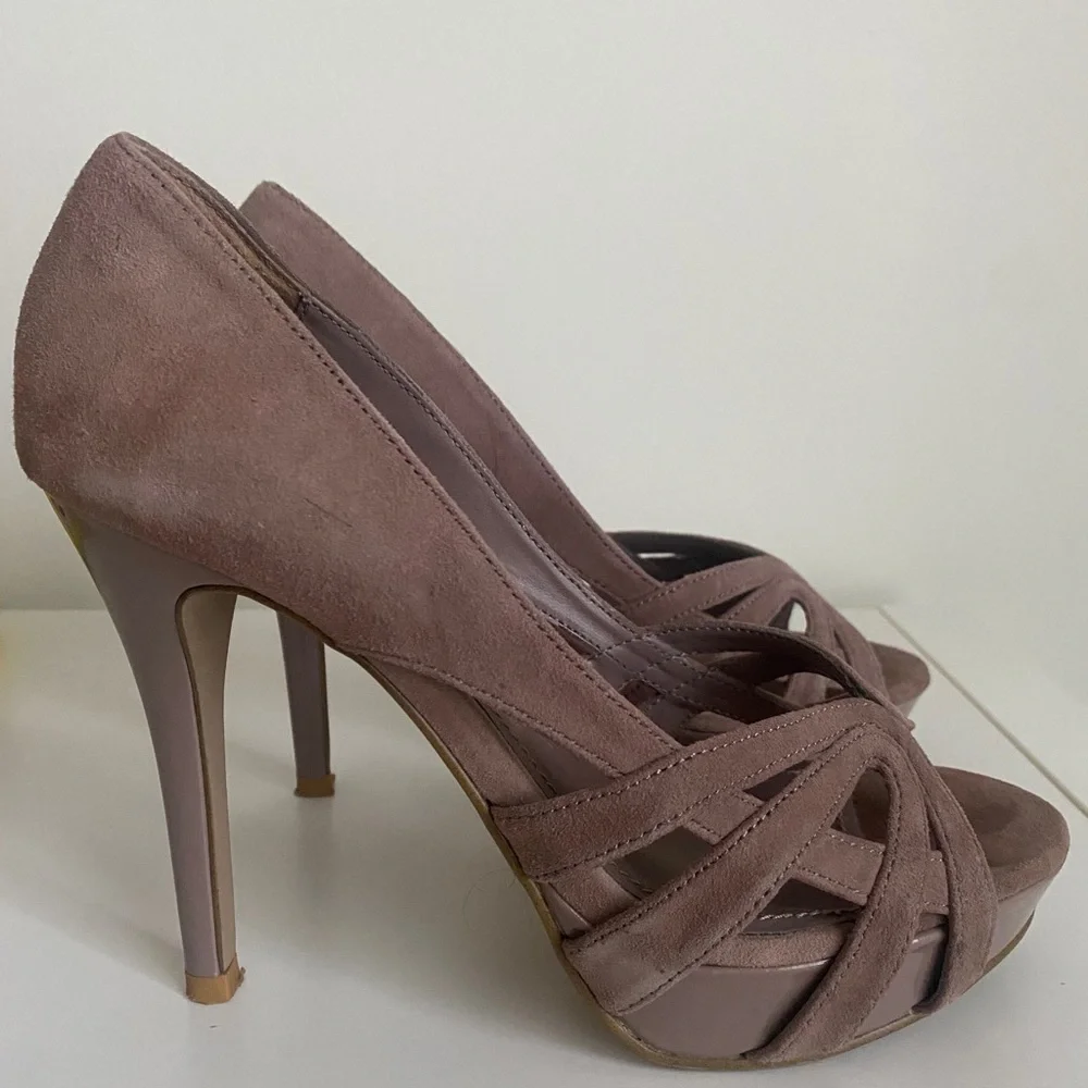 Steve Madden Loyyall Peep Toe Ultra High Heels Size 6.5 Blush Party Sexy Y2K - Picture 2 of 12
